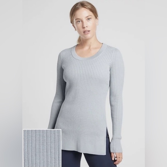Athleta Glacial Blue Lincoln Park Ribbed Crew Neck Side Slit Sweater XXS - Picture 1 of 8